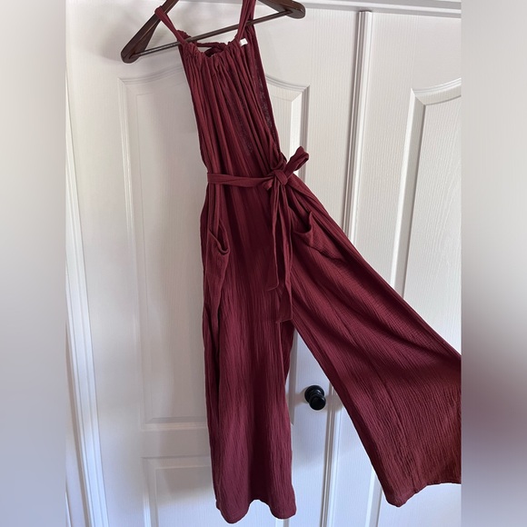 NWOT Lalavon Wide Leg Jumpsuit (S)